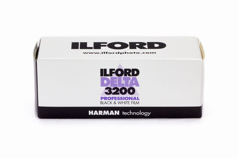 ILFORD DELTA 3200 PROFESSIONAL 120 Film